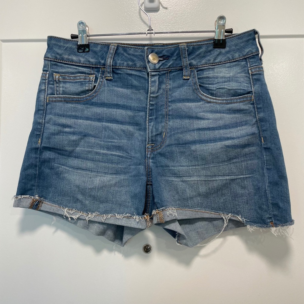 American Eagle Hi-Rise Super Stretch Denim Shorts Medium Wash Cut Off Size 10